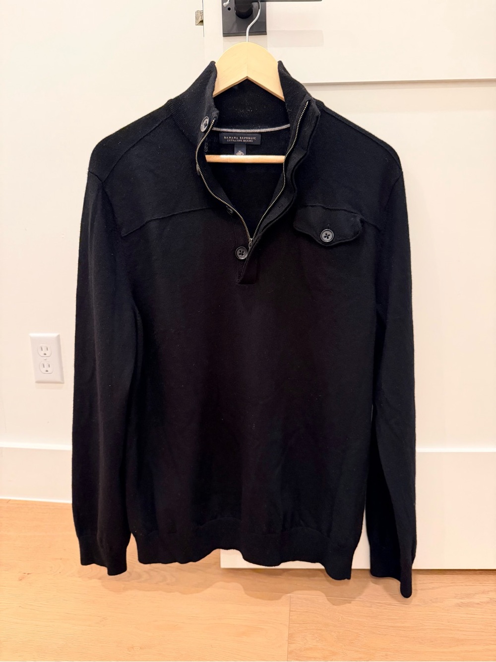 Banana Republic Extra Fine Merino Wool 1/4 Zip Sweater XL Black